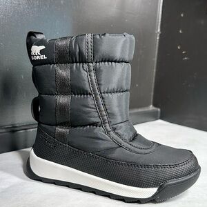 Sorel children's Whitney II Puffy Mid - black - size 9c